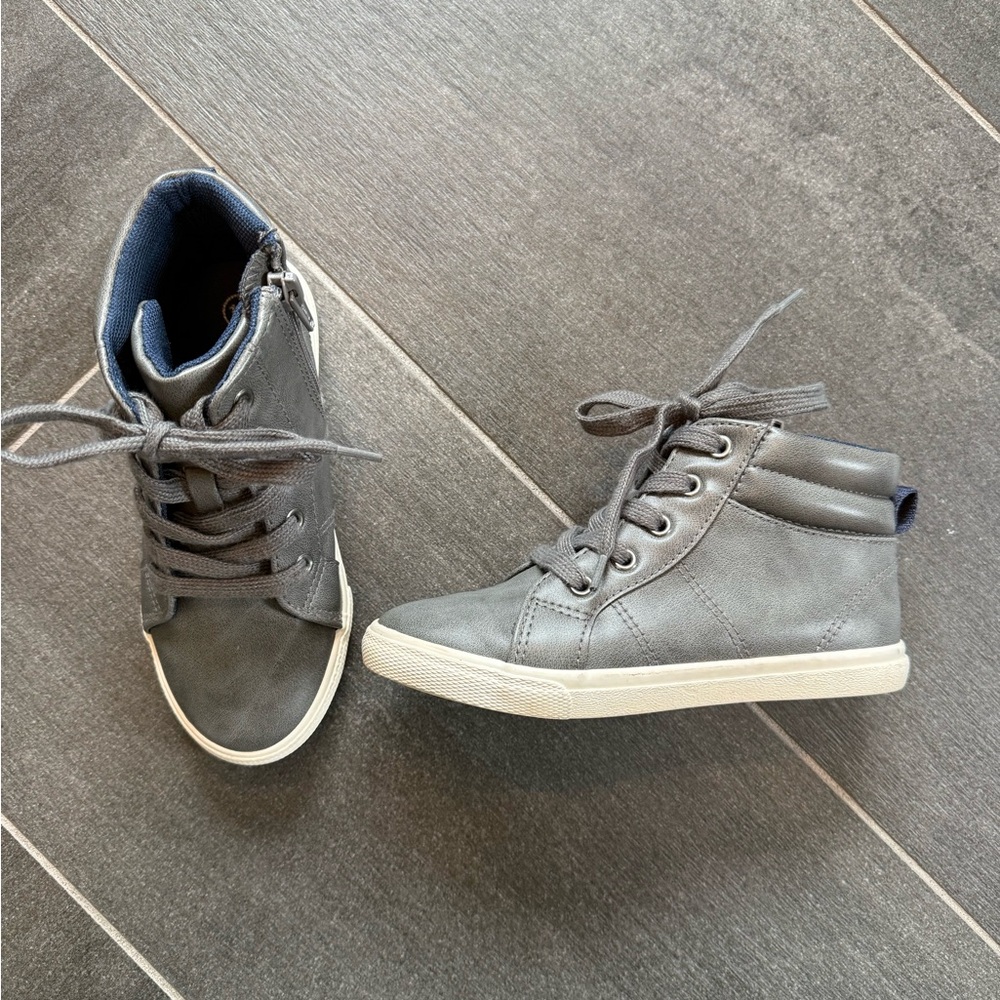 Cat & Jack Gray Kids High-Top leather Dress Sneakers size 12